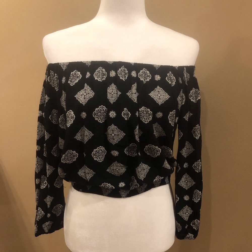 Amuse Society Off The Shoulder Crop Top, Size S